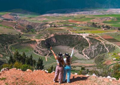 Tour a Maras y Moray – Descubre las terrazas circulares incas y las salineras en un solo día.